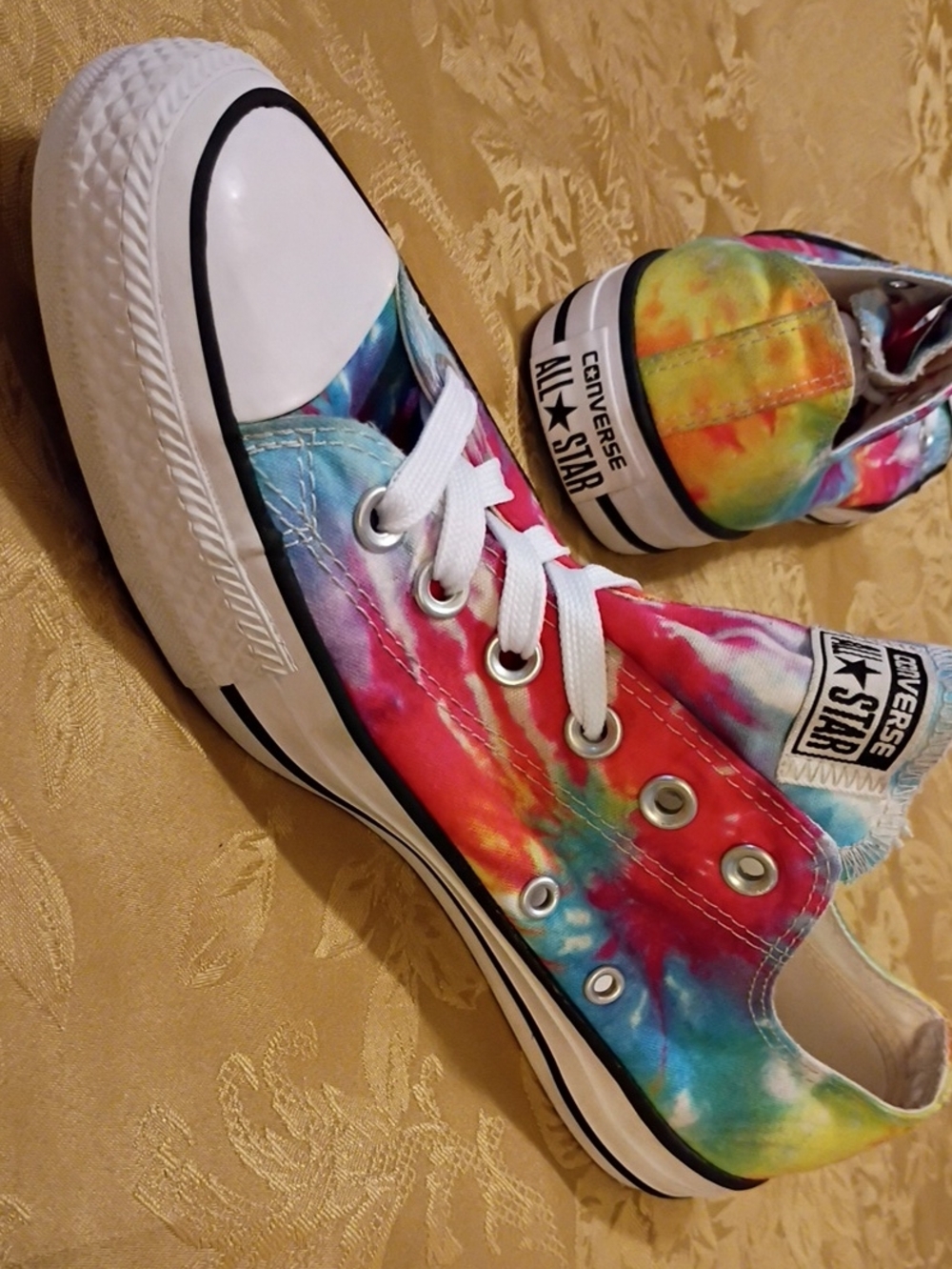 CONVERSE All Star Tie-Dye Low Top - Red, Blue, Yellow Women's 9.0 Men's 7.0